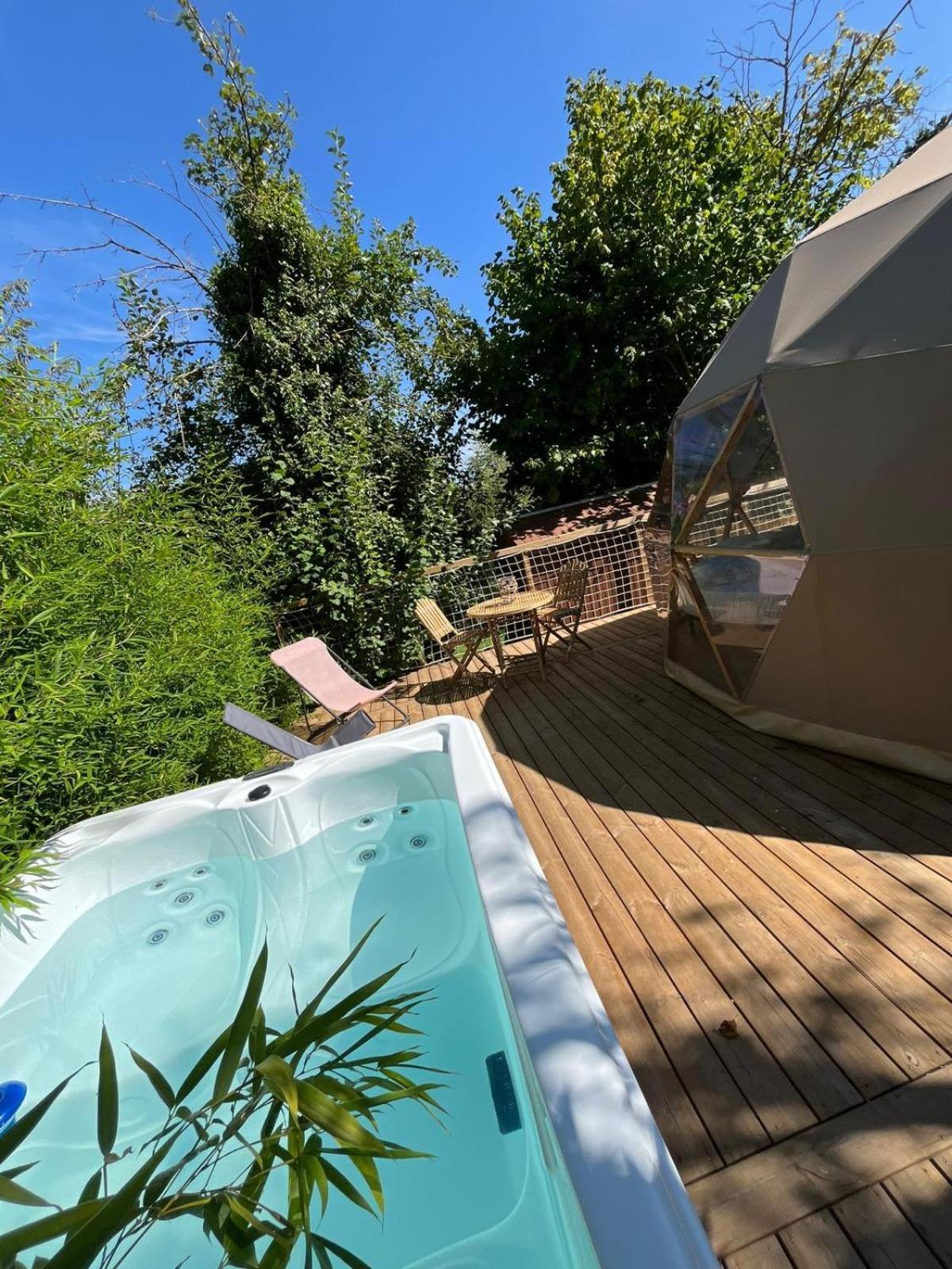 Le Nid D'Eliyah, Suites Avec Jacuzzi 15Min Disneyland Paris Nanteuil-lès-Meaux Exterior foto
